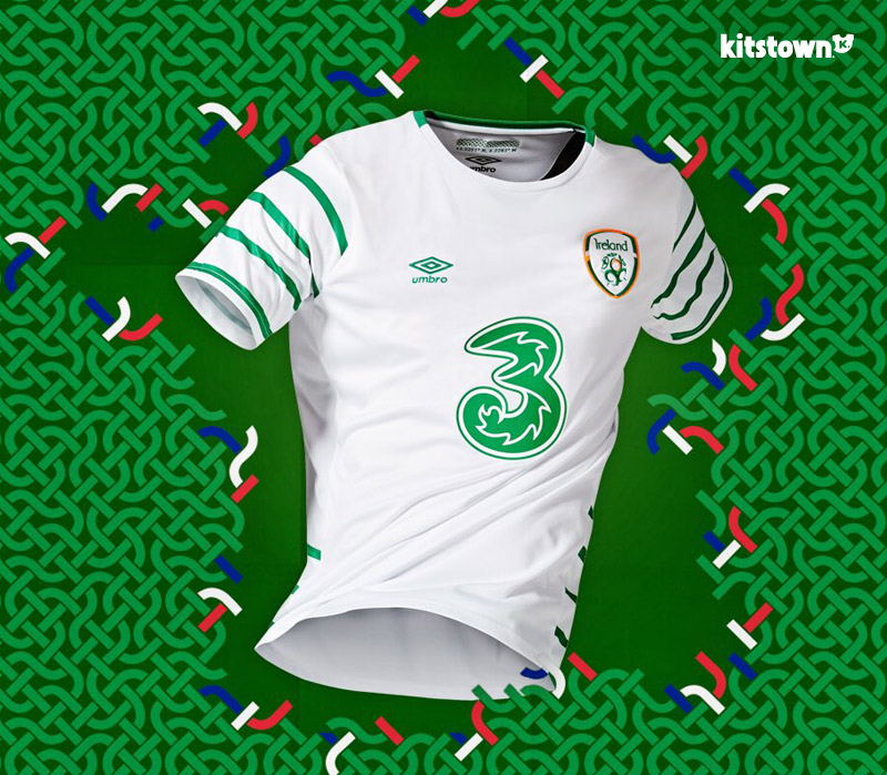 爱尔兰国家队2016欧洲杯客场球衣 © kitstown.com 球衫堂