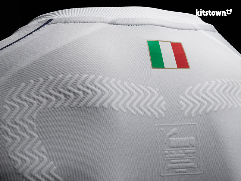 意大利国家队2016-17赛季客场球衣 © kitstown.com 球衫堂