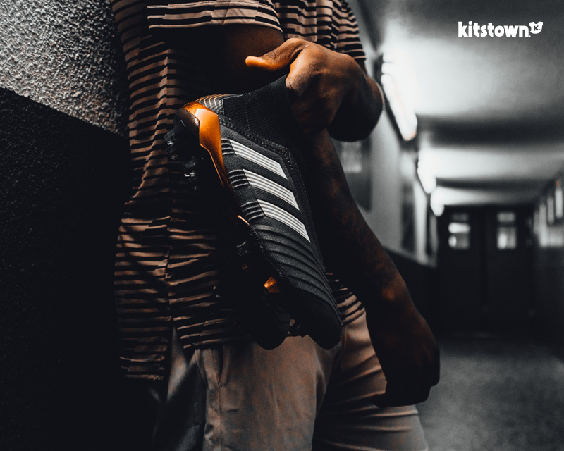 阿迪达斯足球发布全新Predator 18战靴 © kitstown.com 球衫堂