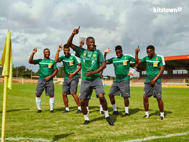 喀麦隆国家队2018赛季主场球衣 © kitstown.com 球衫堂