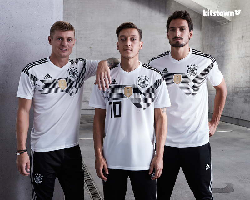 德国国家队2018世界杯主场球衣 © kitstown.com 球衫堂