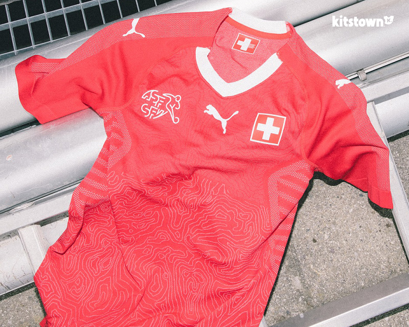 瑞士国家队2018赛季主场球衣 © kitstown.com 球衫堂