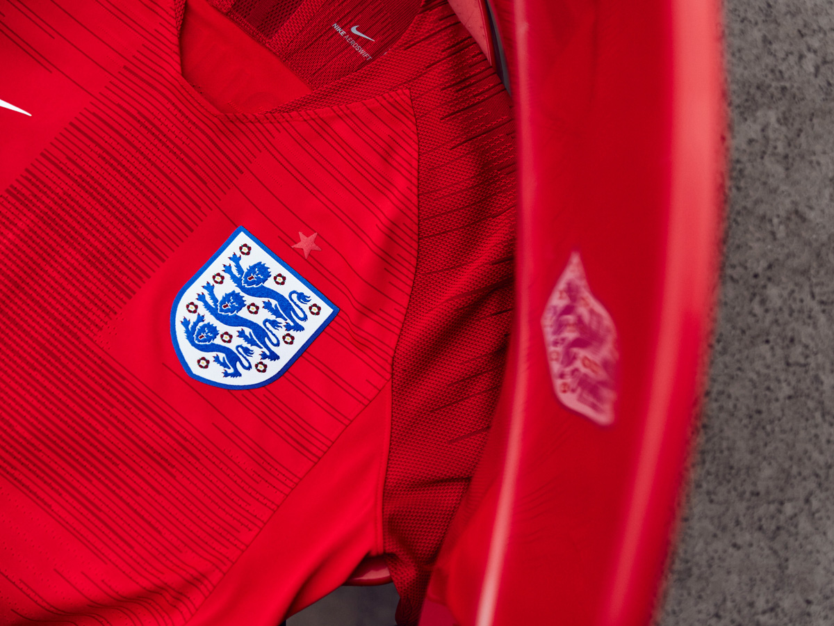 英格兰国家队2018世界杯主客场球衣 © kitstown.com 球衫堂