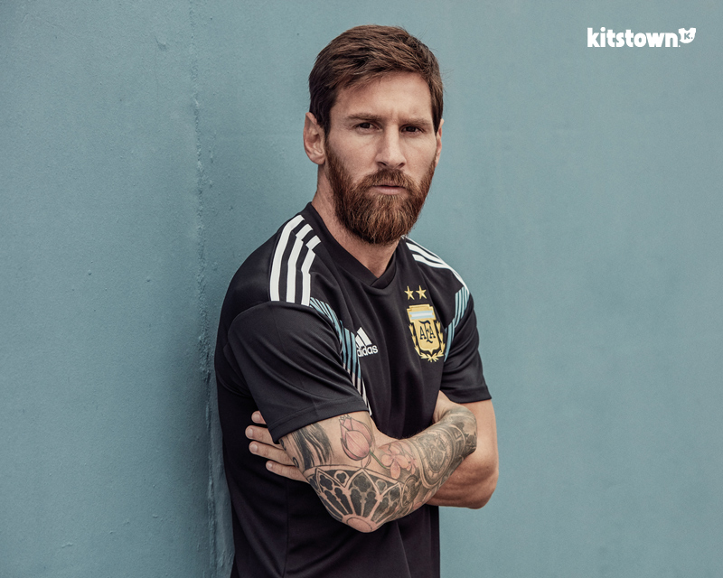 阿根廷国家队2018世界杯客场球衣 © kitstown.com 球衫堂