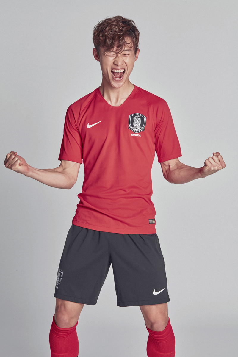 韩国国家队2018世界杯主客场球衣 © kitstown.com 球衫堂
