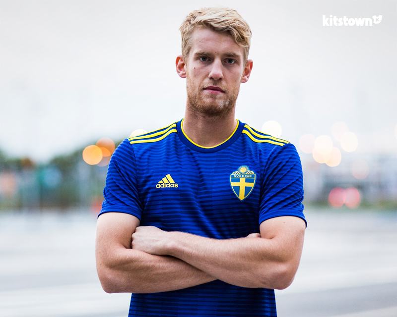 瑞典国家队2018世界杯客场球衣 © kitstown.com 球衫堂