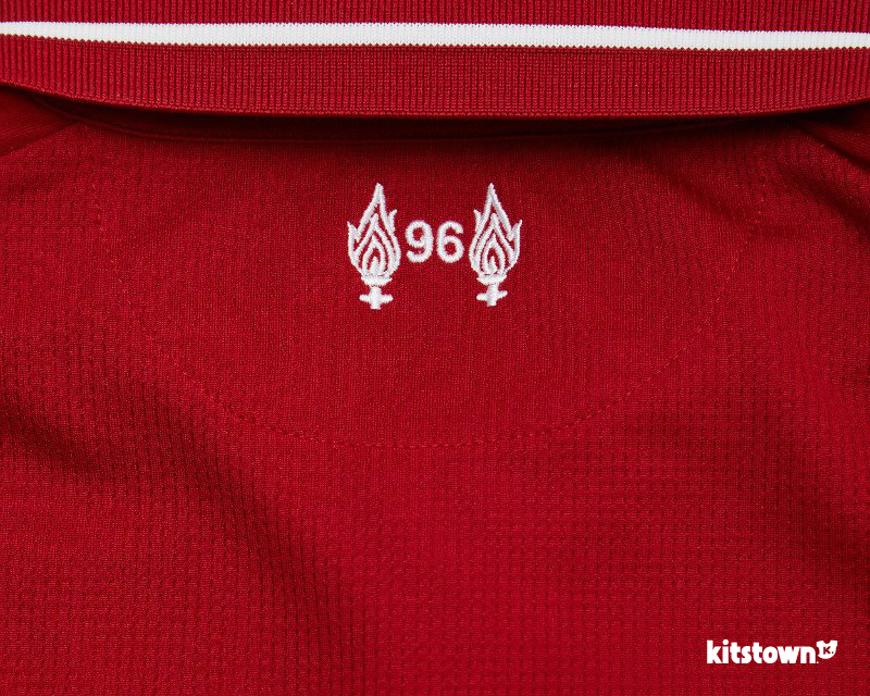 利物浦2018-19赛季主场球衣 © kitstown.com 球衫堂