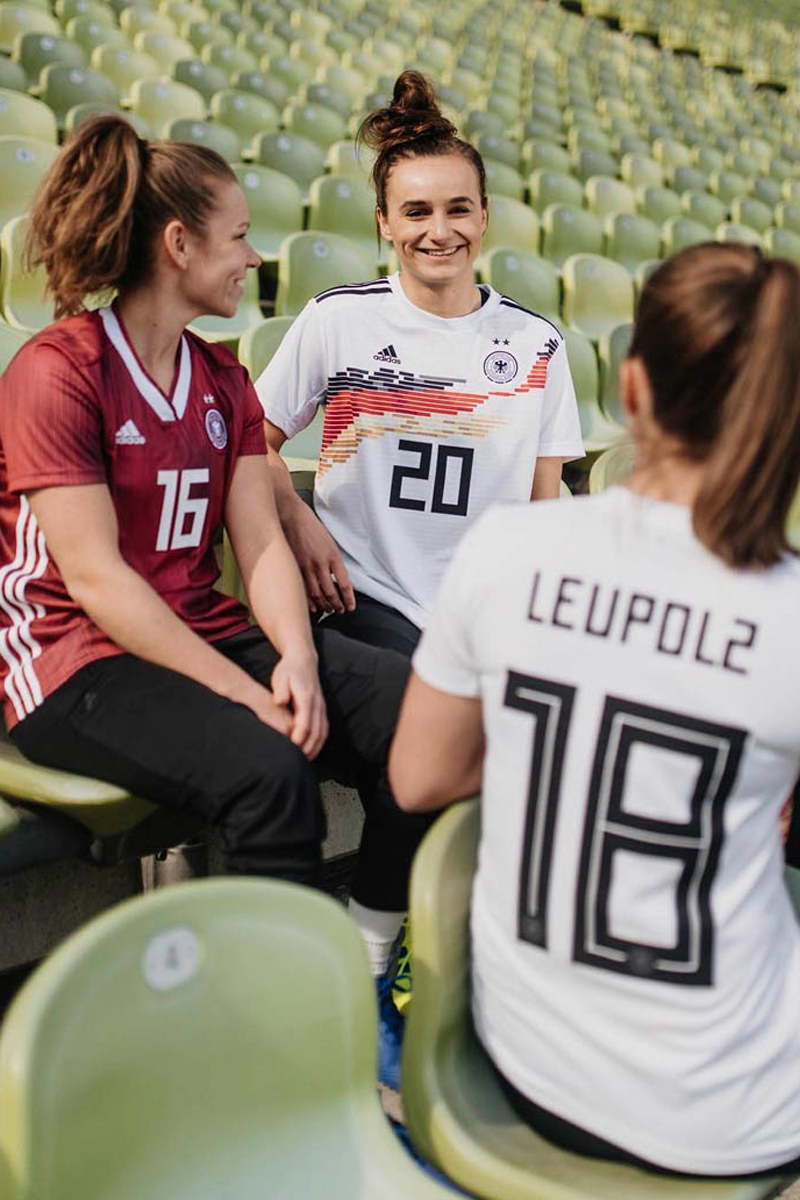 德国女足国家队2019世界杯主客场球衣 © 球衫堂 kitstown