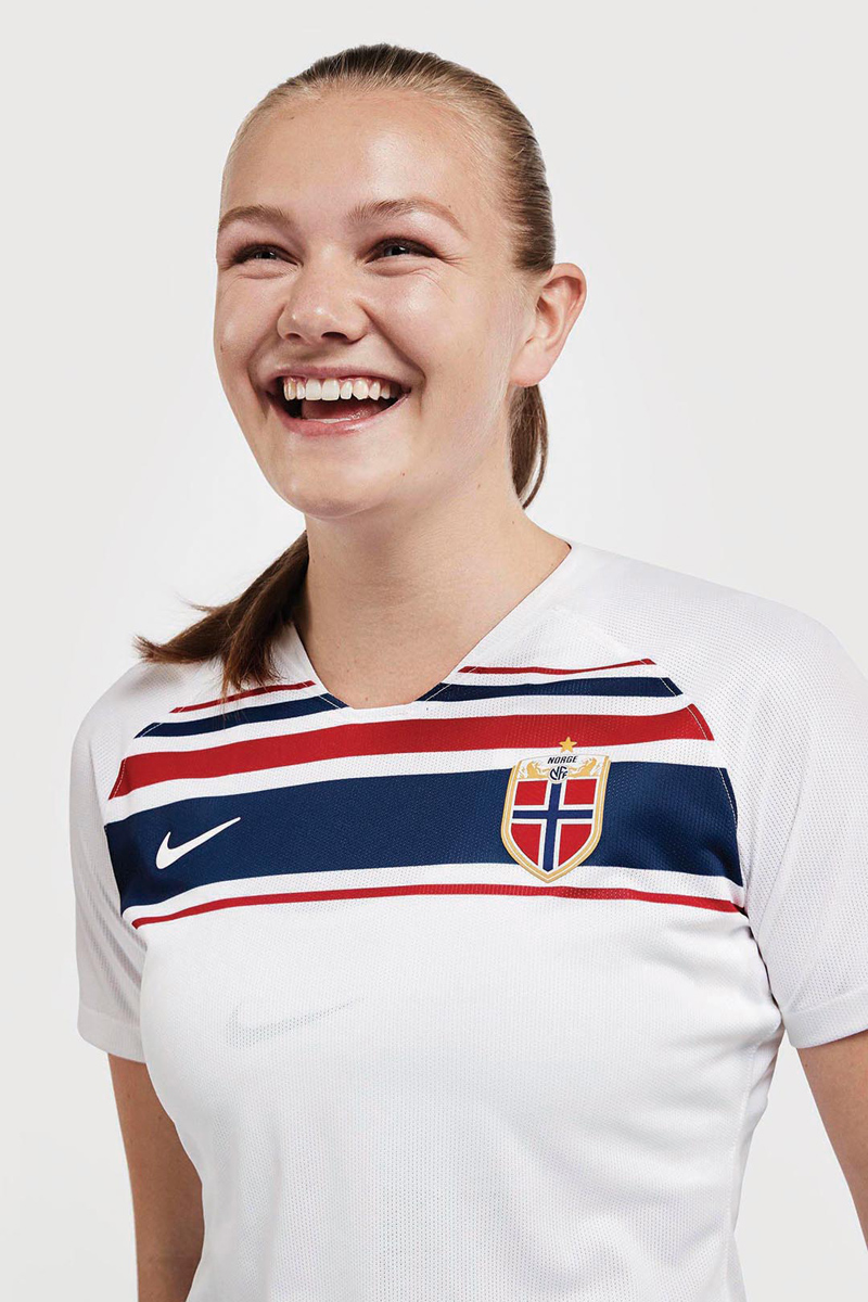 挪威女足国家队2019世界杯主客场球衣 © 球衫堂 kitstown