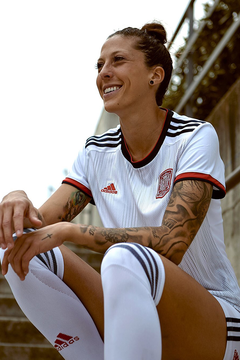 西班牙女足国家队2019世界杯客场球衣 © 球衫堂 kitstown