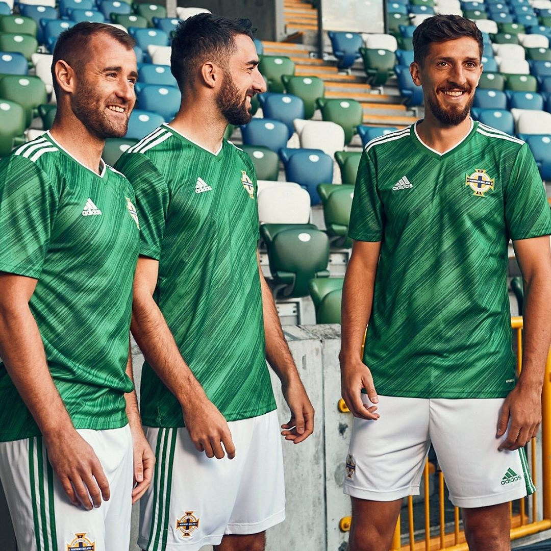 北爱尔兰代表队2020年欧洲杯主场球衣 © 球衫堂 kitstown