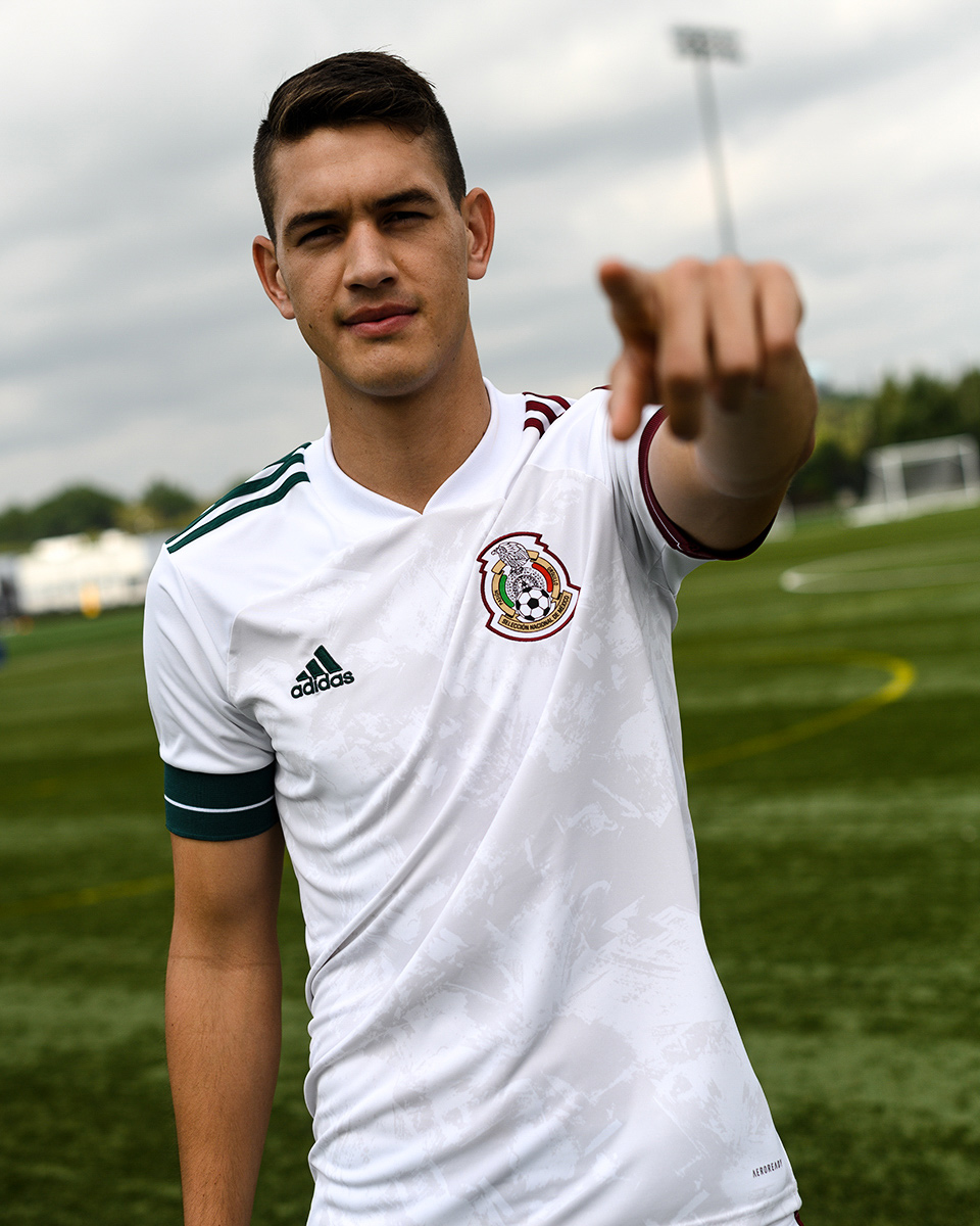 墨西哥国家队2020赛季客场球衣 © 球衫堂 kitstown