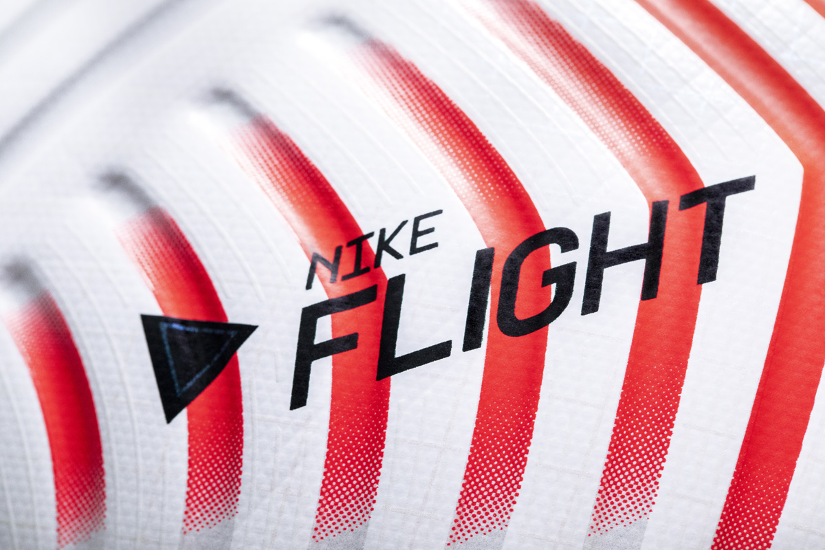 Nike Fligh — 2020-21 赛季英超联赛官方比赛用球 © 球衫堂 kitstown