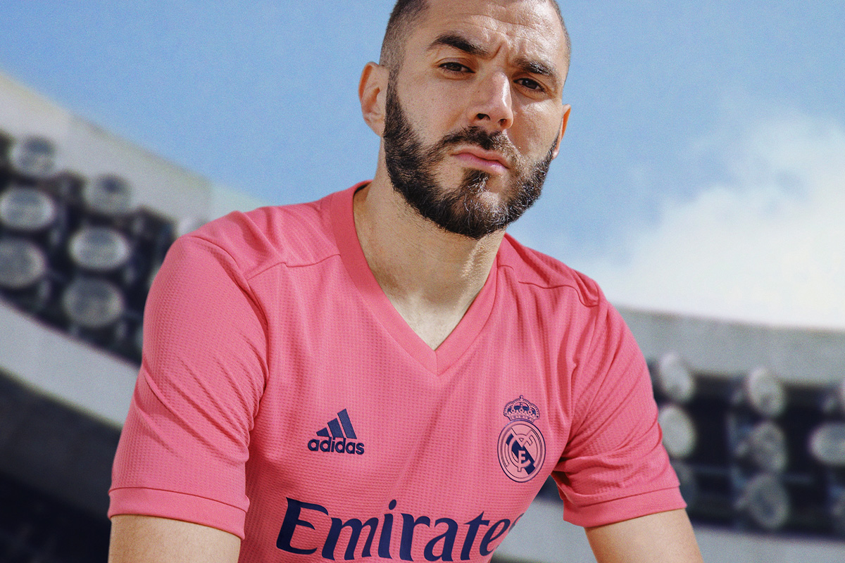 皇家马德里 2020-21 赛季主客场球衣 © 球衫堂 kitstown