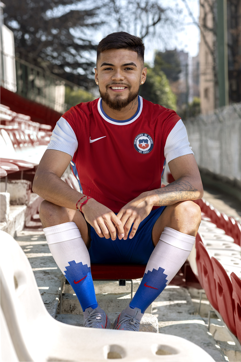 智利国家队 2020-21 赛季主客场球衣 © 球衫堂 kitstown