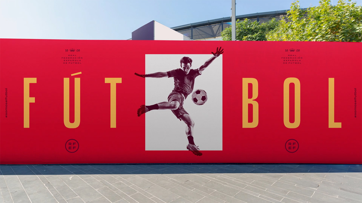 西班牙足协推出全新品牌标识及国家队徽章 © 球衫堂 kitstown