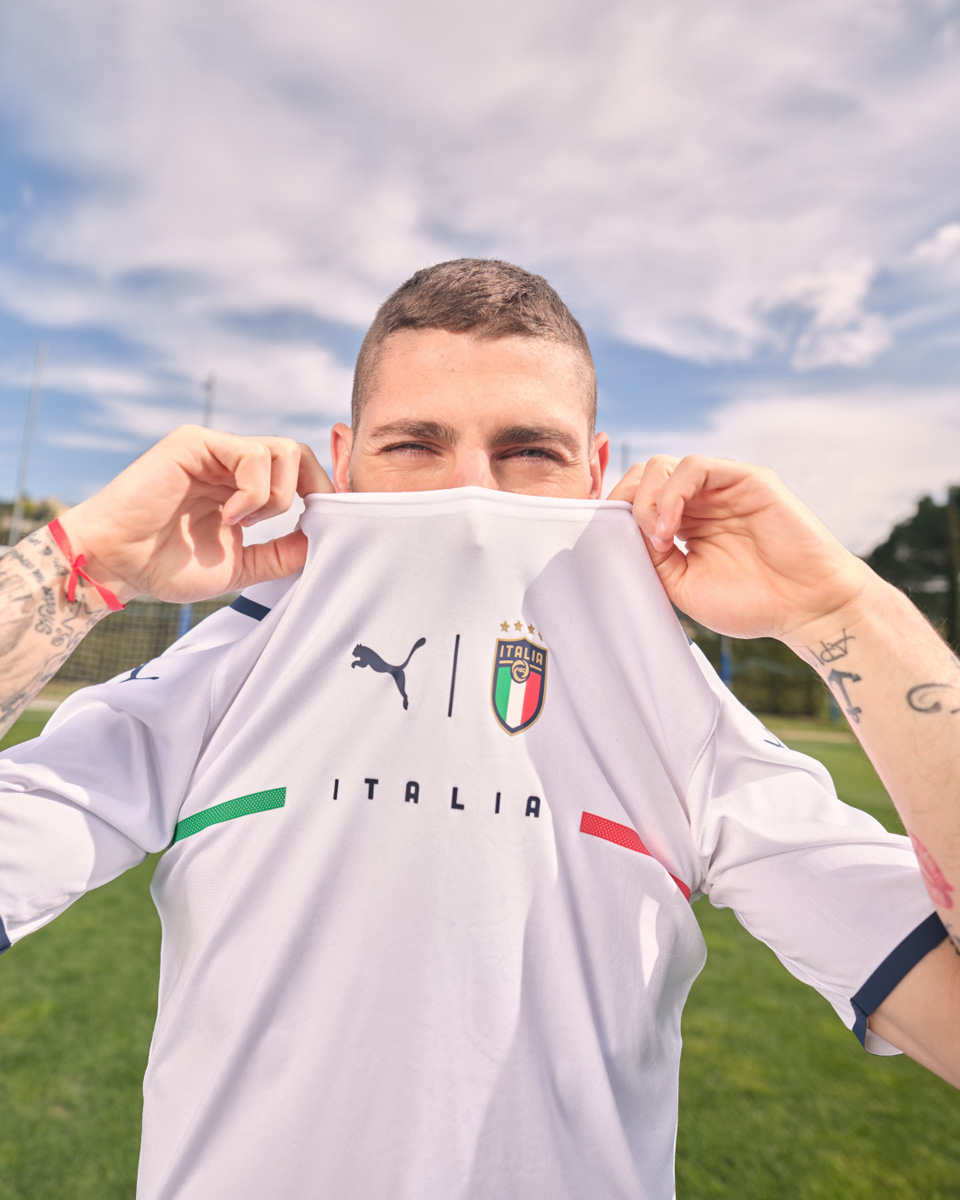 意大利国家队 2021 赛季客场球衣 © 球衫堂 kitstown