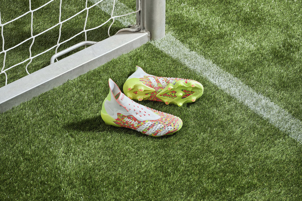 阿迪达斯推出 NUMBERSUP足球鞋套装 © 球衫堂 kitstown