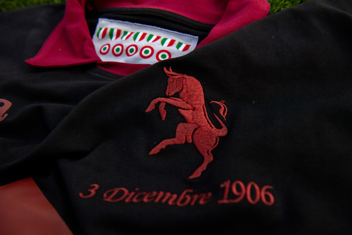 都灵俱乐部成立 115 周年纪念球衣 © 球衫堂 kitstown