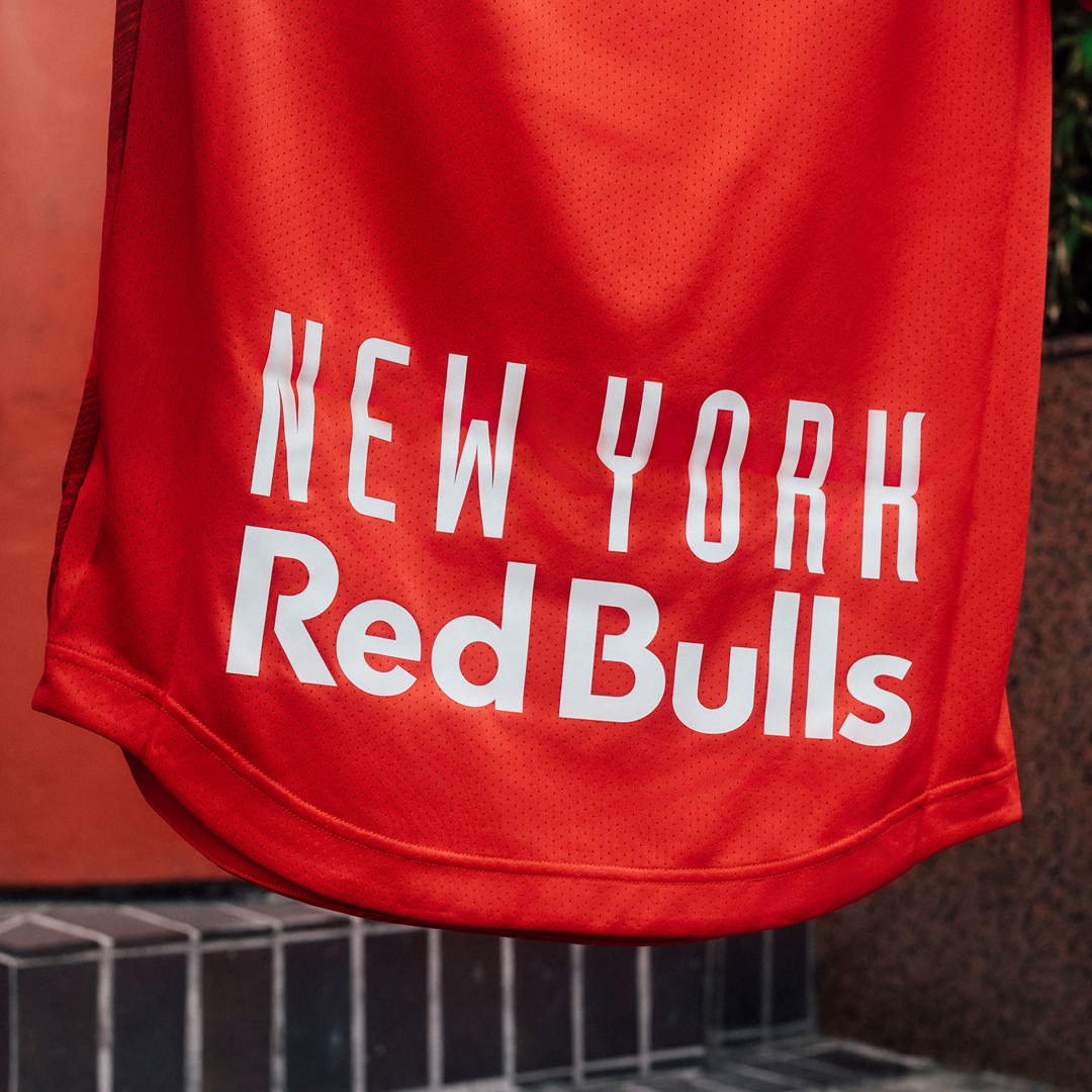 纽约红牛 2022-23 赛季客场球衣 © 球衫堂 kitstown