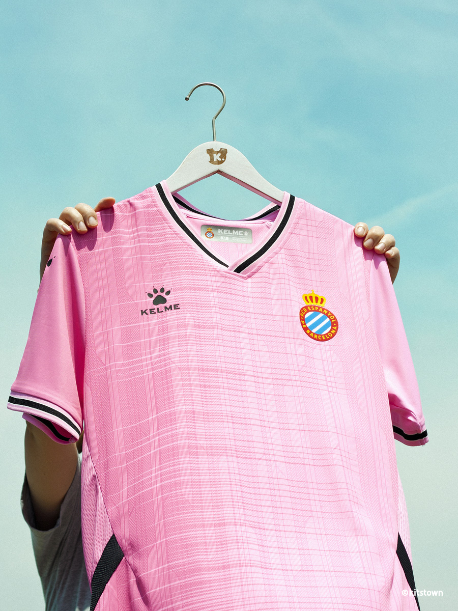 西班牙人 2022-23 赛季主客场球衣 © 球衫堂 kitstown