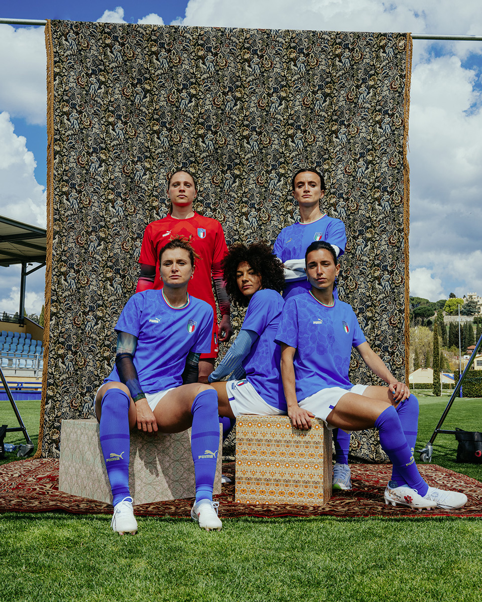 PUMA × LIBERTY 2022 女足欧洲杯国家队主场球衣及限量版足球鞋 © 球衫堂 kitstown