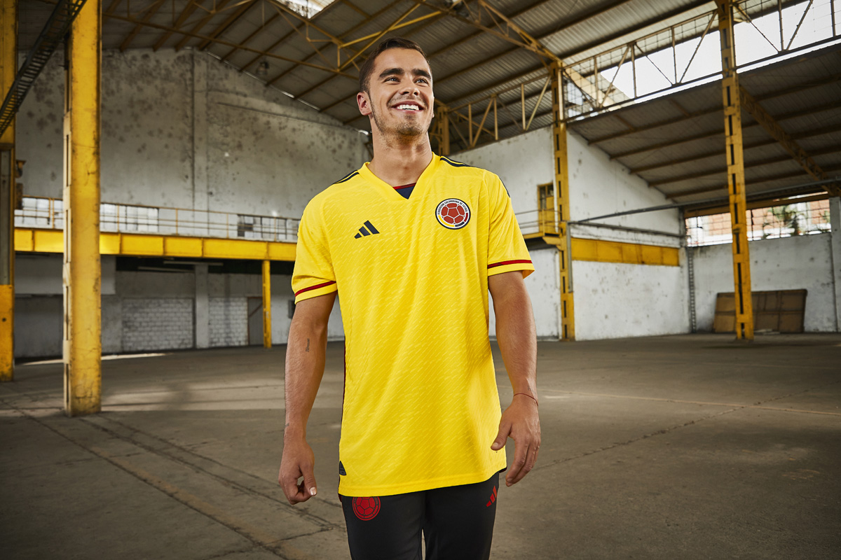 哥伦比亚国家队 2022-23 赛季主场球衣 © 球衫堂 kitstown