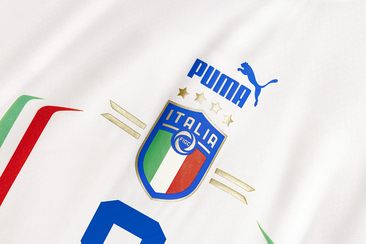 意大利国家队 2022 赛季客场球衣 © 球衫堂 kitstown