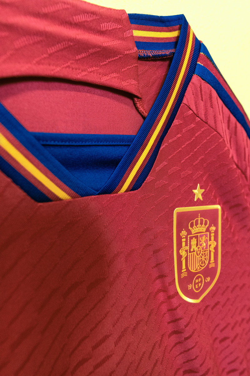 西班牙国家队 2022 世界杯主客场球衣 © 球衫堂 kitstown