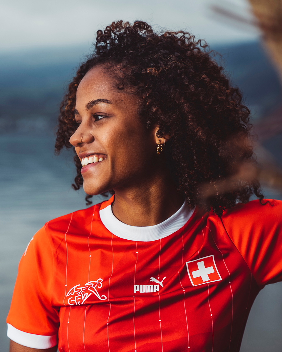 瑞士女足国家队 2023 世界杯主场球衣 © 球衫堂 kitstown