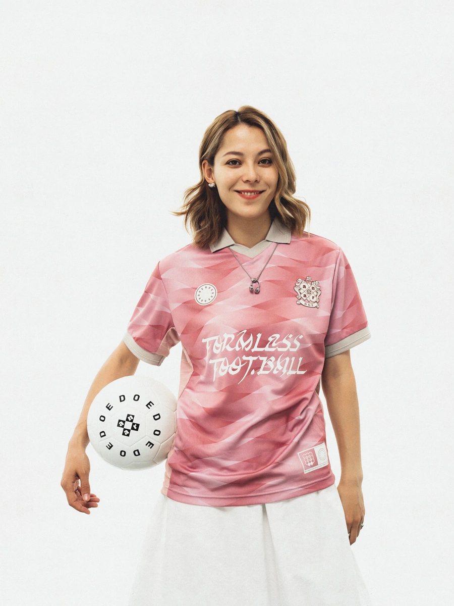 ANAR FC 与 DOE 推出两款联名球衣 © 球衫堂 kitstown