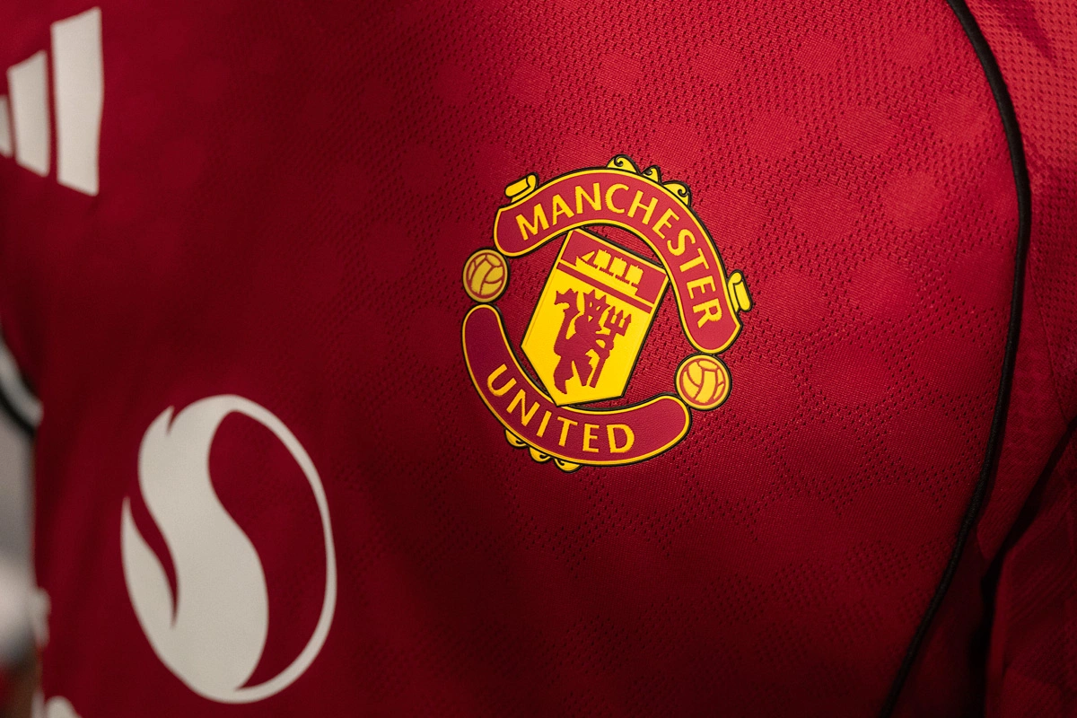 Manchester United 2025/26 Home Kit © kitstown