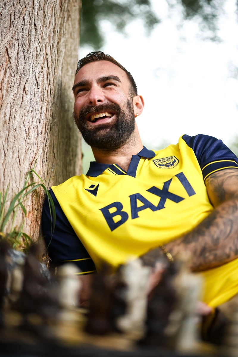 牛津联 2025-26 赛季主场球衣 © 球衫堂 kitstown 牛津联 2025-26 赛季主场球衣 © 球衫堂 kitstown