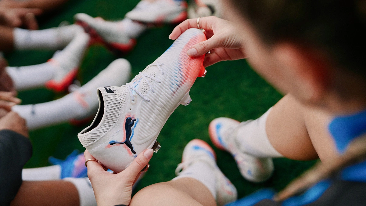 PUMA 发布全新 ULTRA 6 战靴 © 球衫堂 kitstown