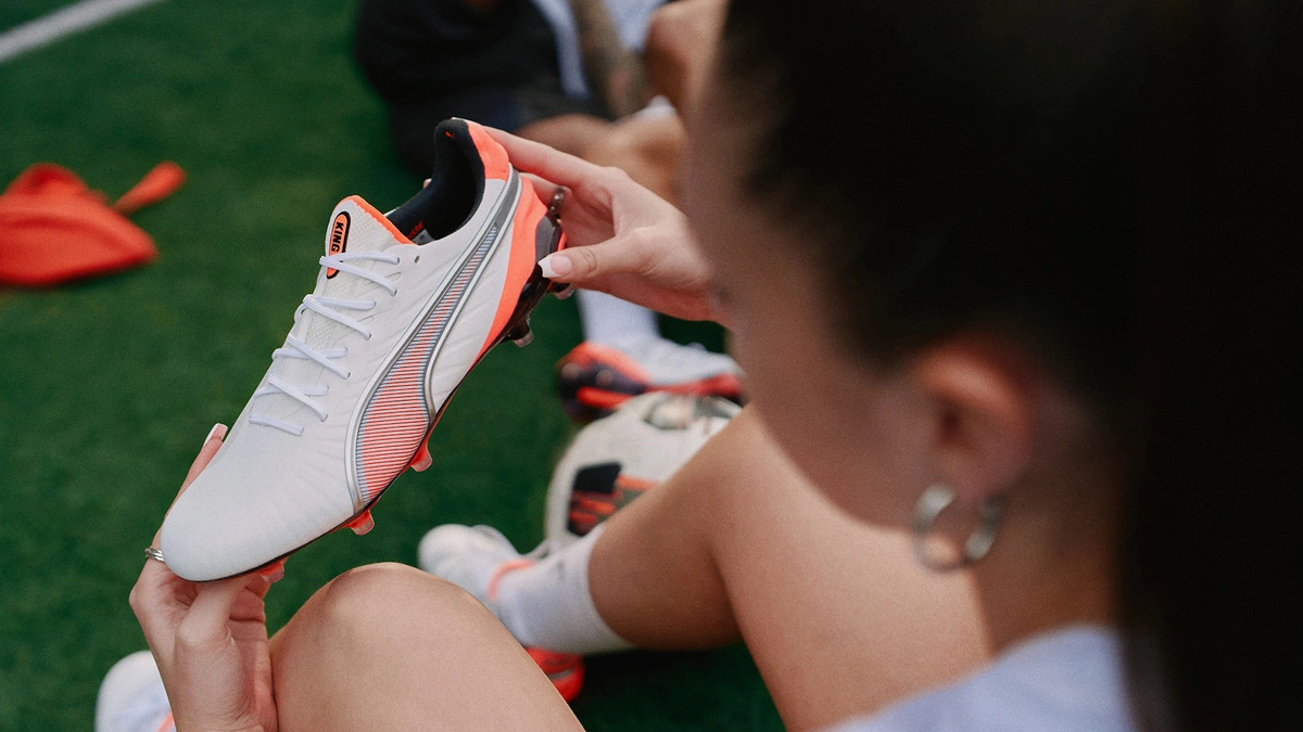 PUMA 发布全新 ULTRA 6 战靴 © 球衫堂 kitstown