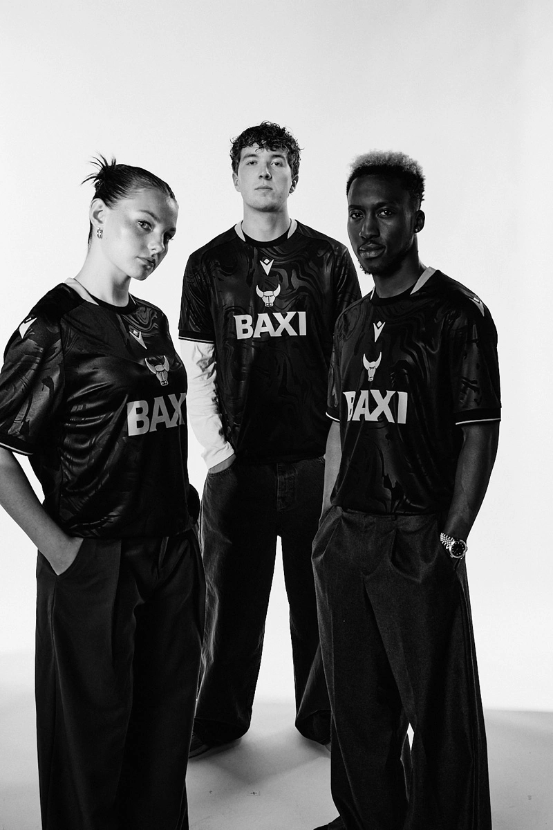 牛津联 2025-26 赛季客场球衣 © 球衫堂 kitstown 牛津联 2025-26 赛季客场球衣 © 球衫堂 kitstown