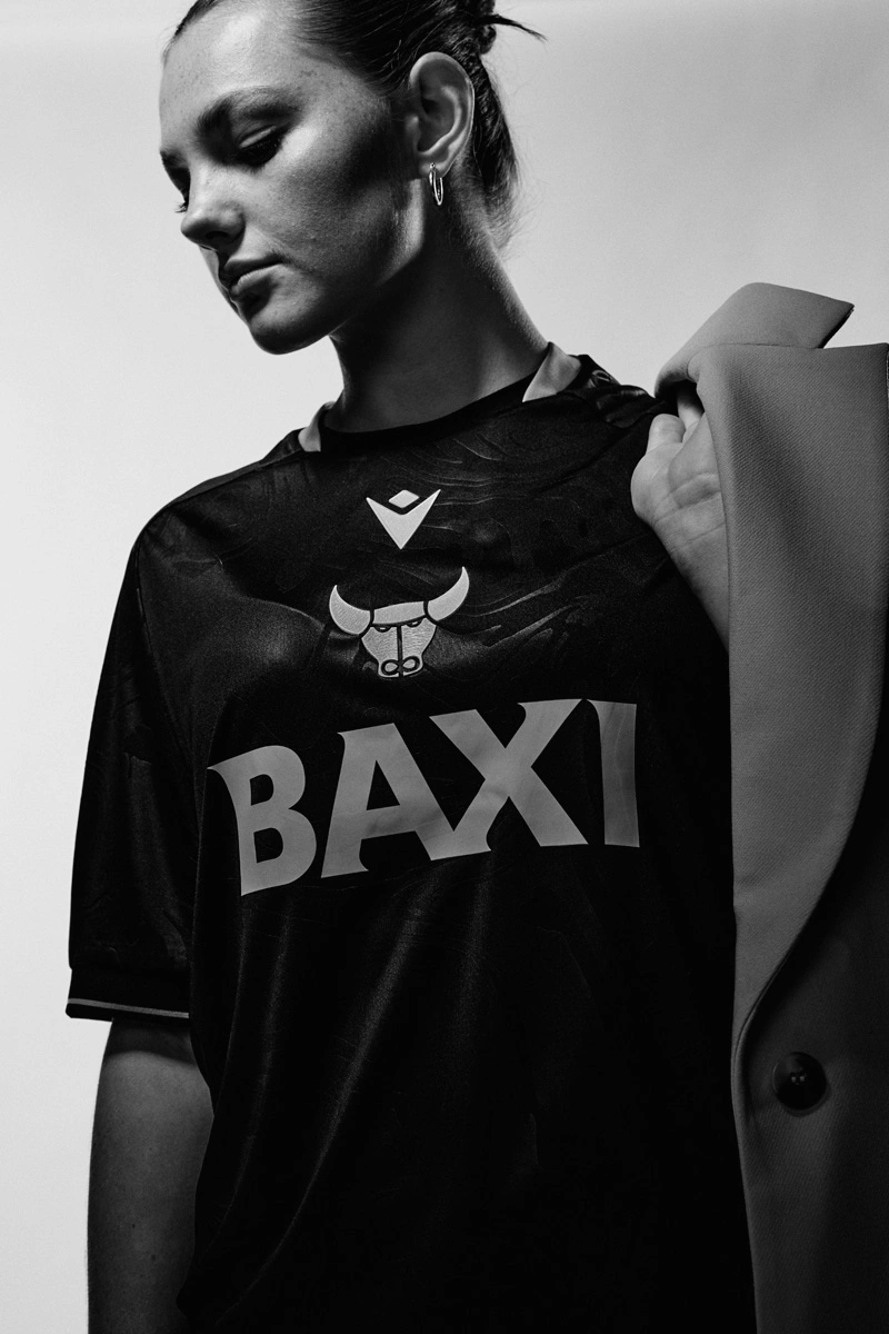 牛津联 2025-26 赛季客场球衣 © 球衫堂 kitstown 牛津联 2025-26 赛季客场球衣 © 球衫堂 kitstown