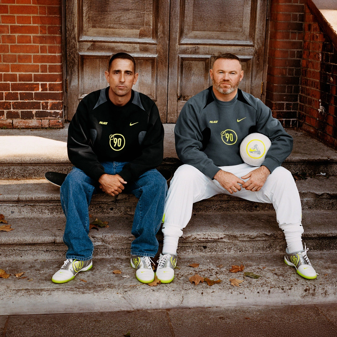 Palace 与耐克携手推出 P90 系列 © 球衫堂 kitstown Palace 与耐克携手推出 P90 系列 © 球衫堂 kitstown
