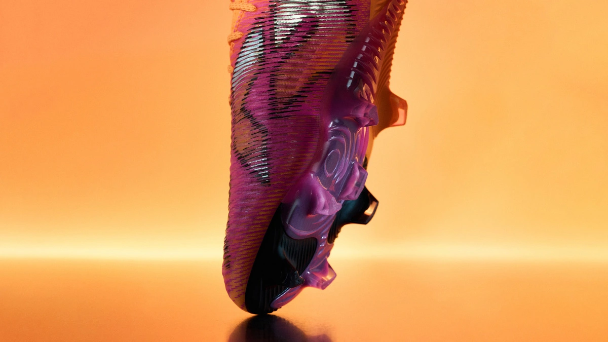 PUMA 发布全新“追燃套装” © 球衫堂 kitstown