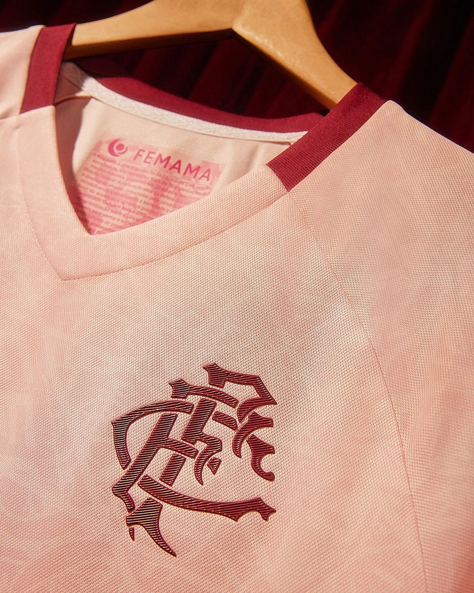 Umbro × 巴西俱乐部 2025 粉红十月特别球衣 © 球衫堂 kitstown