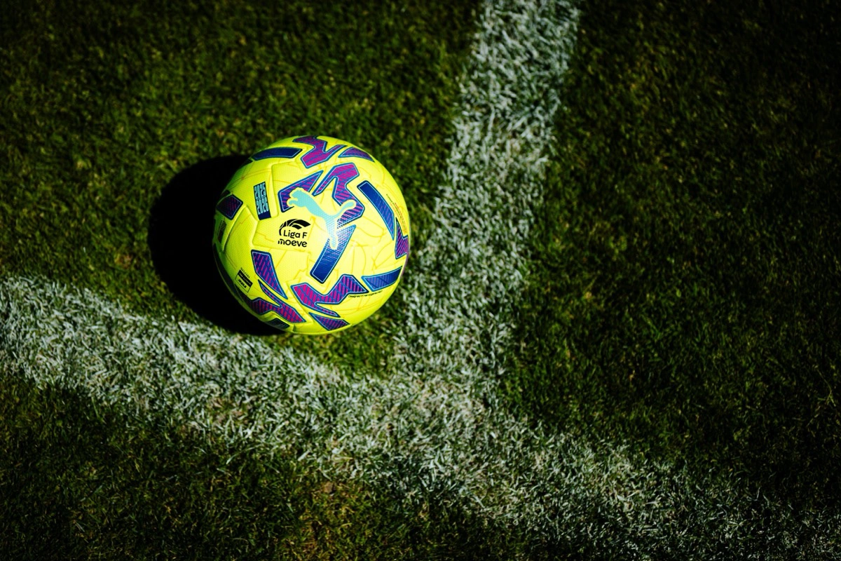 PUMA 发布 2025-26 赛季女足西甲联赛（Liga F）官方比赛用球 © 球衫堂 kitstown