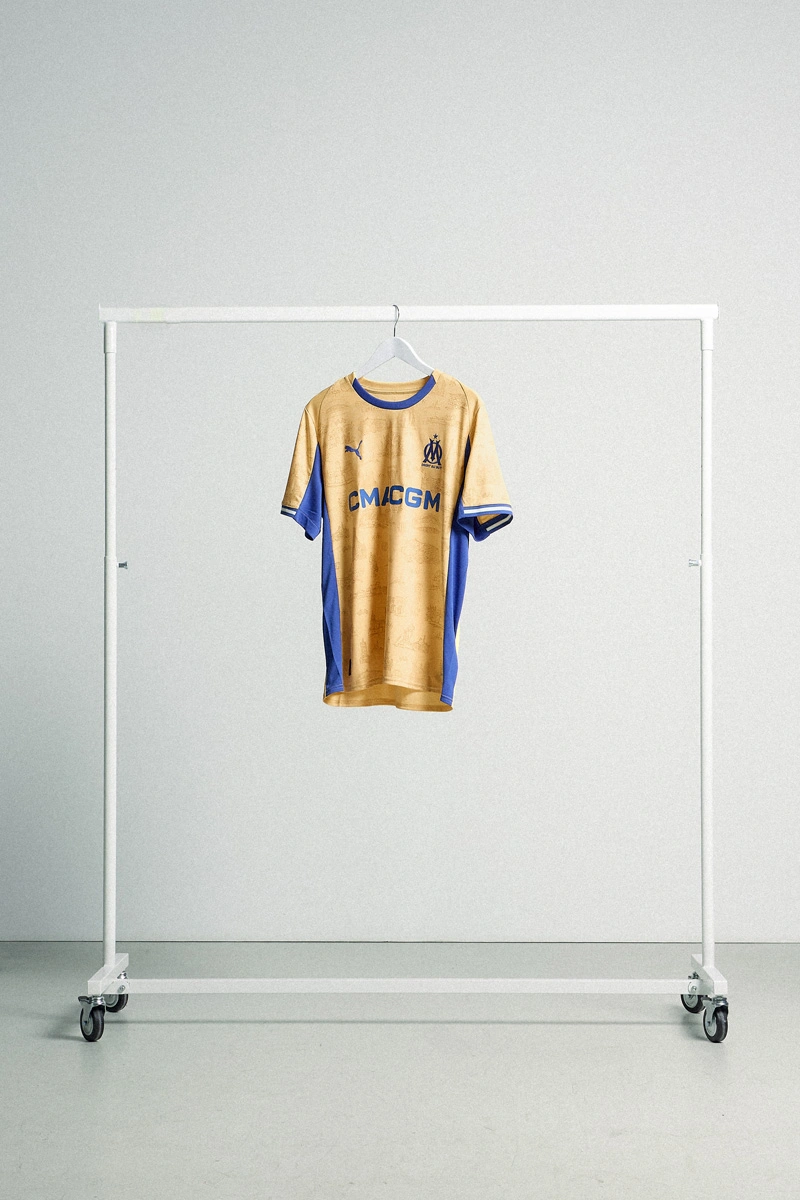 马赛 2025-26 赛季限量版第四球衣 © 球衫堂 kitstown