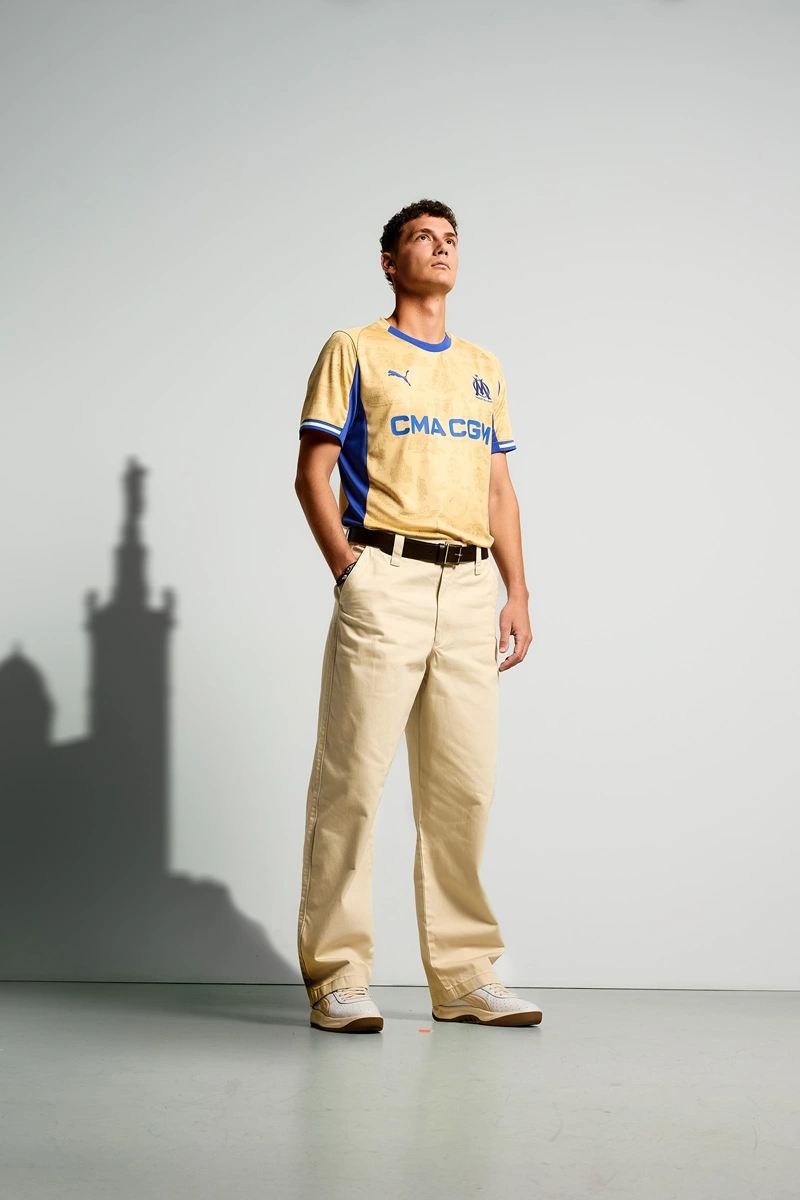 马赛 2025-26 赛季限量版第四球衣 © 球衫堂 kitstown