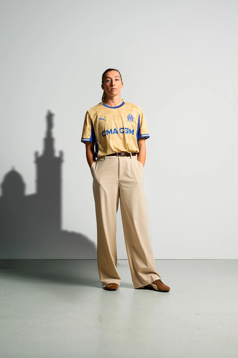 马赛 2025-26 赛季限量版第四球衣 © 球衫堂 kitstown