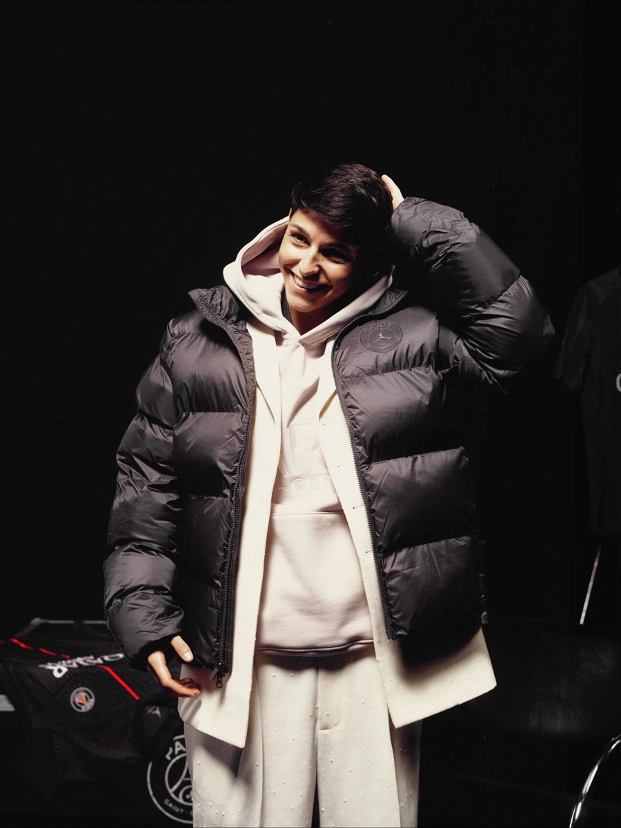 巴黎圣日耳曼 2025-26 赛季第四球衣 © 球衫堂 kitstown