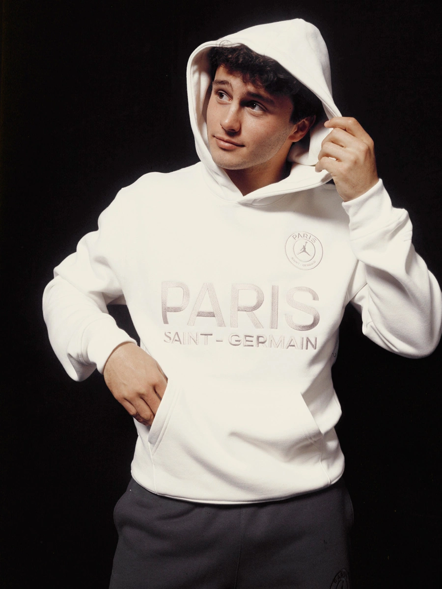 巴黎圣日耳曼 2025-26 赛季第四球衣 © 球衫堂 kitstown