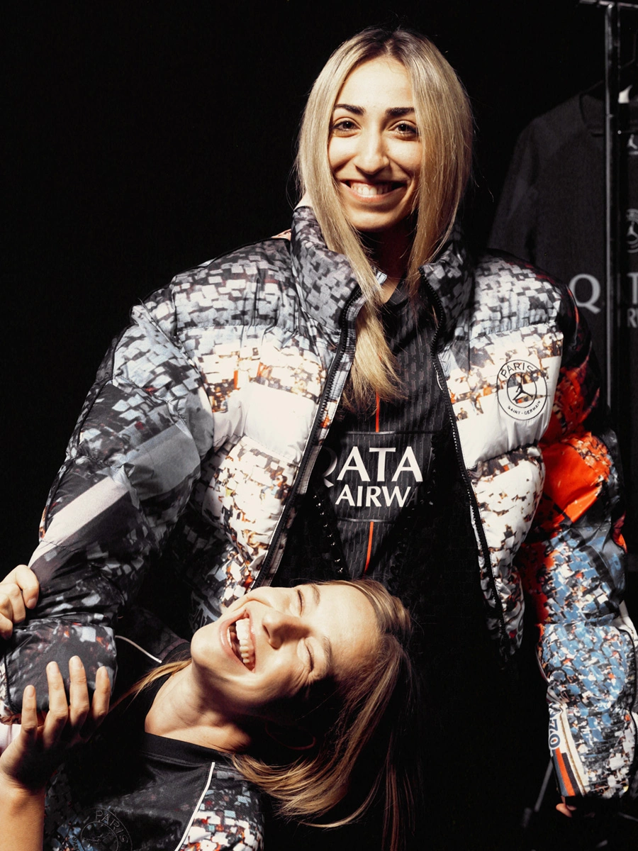 巴黎圣日耳曼 2025-26 赛季第四球衣 © 球衫堂 kitstown