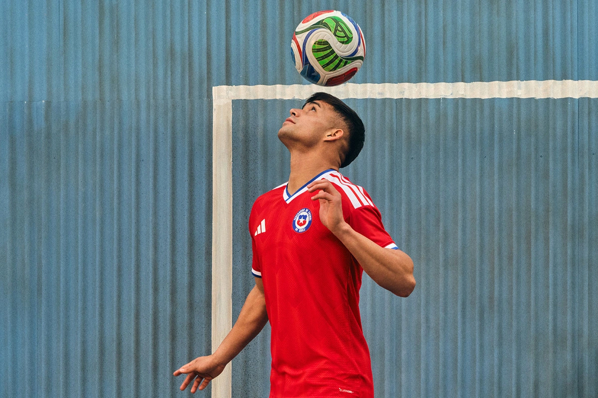 智利国家队 2026-27 赛季主场球衣 © 球衫堂 kitstown