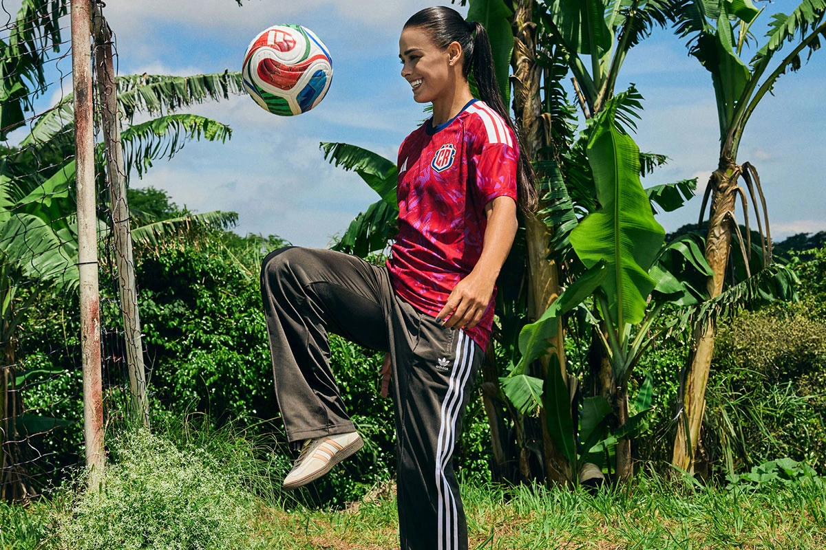 哥斯达黎加国家队 2026-27 赛季主场球衣 © 球衫堂 kitstown 哥斯达黎加国家队 2026-27 赛季主场球衣 © 球衫堂 kitstown