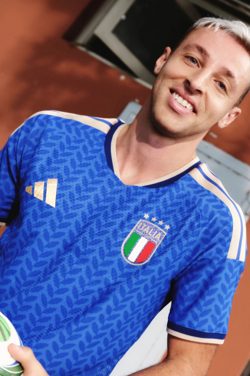 意大利国家队 2026-27 赛季主场球衣 © 球衫堂 kitstown 意大利国家队 2026-27 赛季主场球衣 © 球衫堂 kitstown